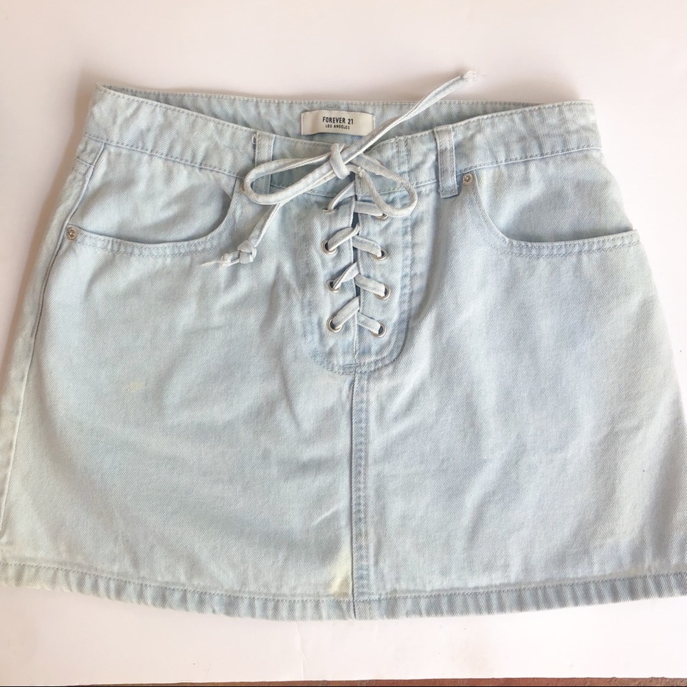 Forever 21 Light Wash Denim Skirt - Size 28